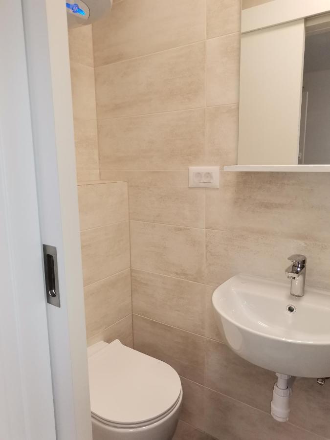 Apartment Luka Макарска Екстериор снимка